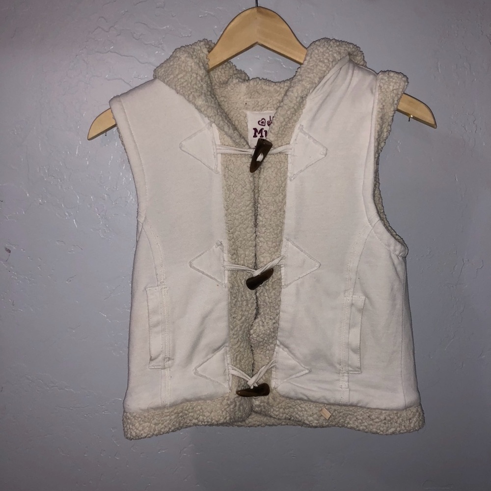 vest